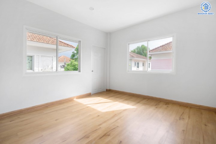 *****บ้านเดี่ยวมือสองย่านนนทบุรี ม.บุษราคัม กรีนวิลล์ ปิ่นเกล้า-วงแหวน #หลังมุม เนื้อที่กว้างขวางถึง 71 ตร.ว. ฟังก์ชัน 3 ห้องนอน 2 ห้องน้ำ 2 ที่จอดรถ บ้านตกแต่งใหม่ พร้อมเข้าอยู่ น่าอยู่อาศัย บนทำเลเดินทางสะดวก ใกล้เซ็นทรัลเวสต์เกต, ทางด่วน "กาญจนาภิเษก" และรถไฟฟ้าสายสีม่วง "สถานีตลาดบางใหญ่"